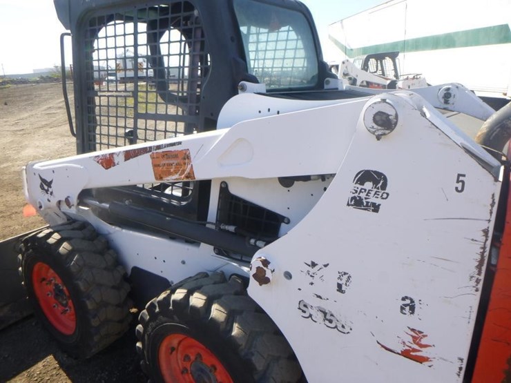 2018-bobcat-s550-image-16