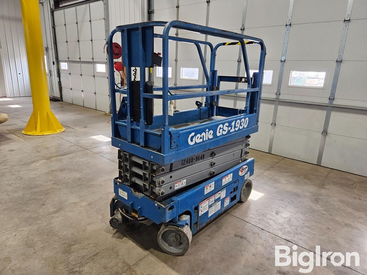 2016-genie-gs1930-image-1