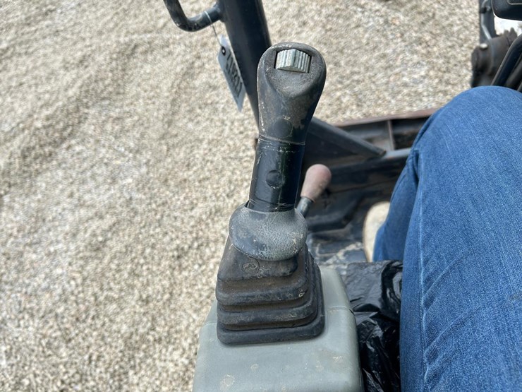 2021-bobcat-e35-image-25