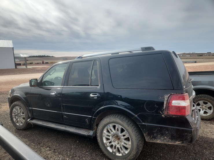 2011-ford-expedition-image-6