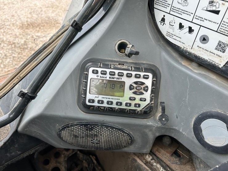 2019-bobcat-t595-image-23