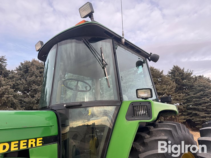 1992-john-deere-4960-image-11