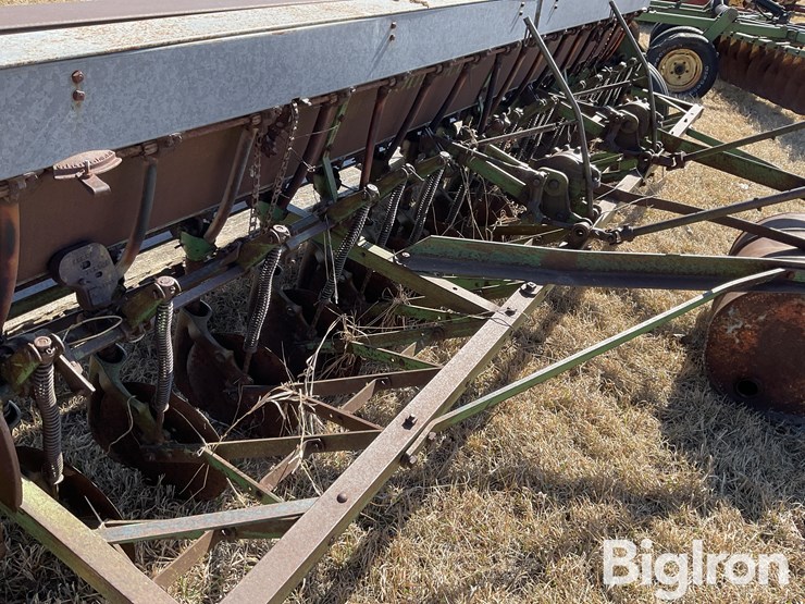 john-deere-14-image-17