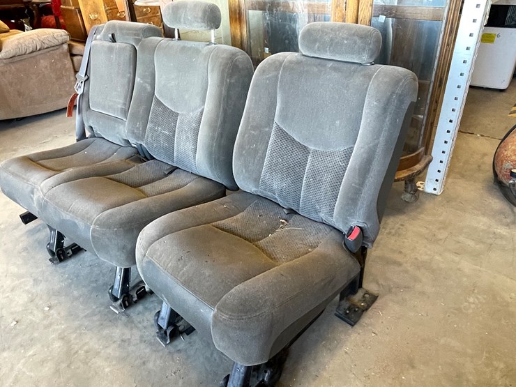 chevrolet-tahoe-image-13