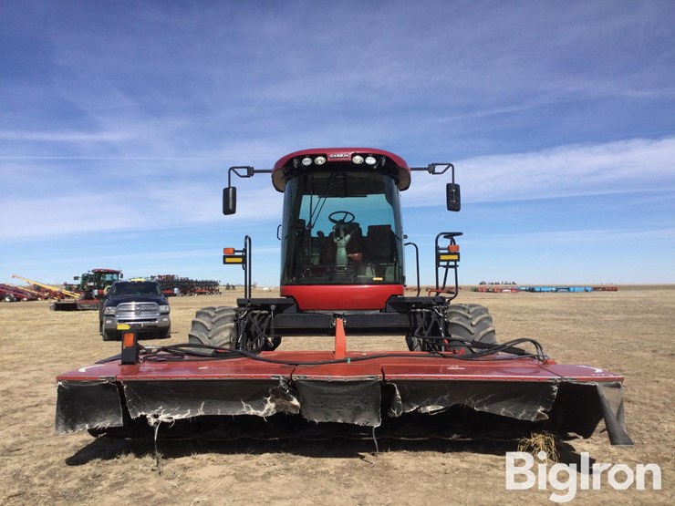 2013-case-ih-wd2303-image-2