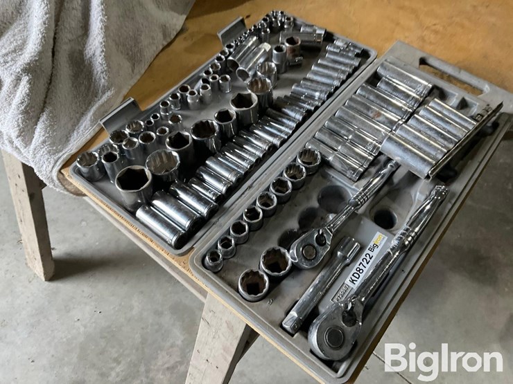 john-deere-12-image-3