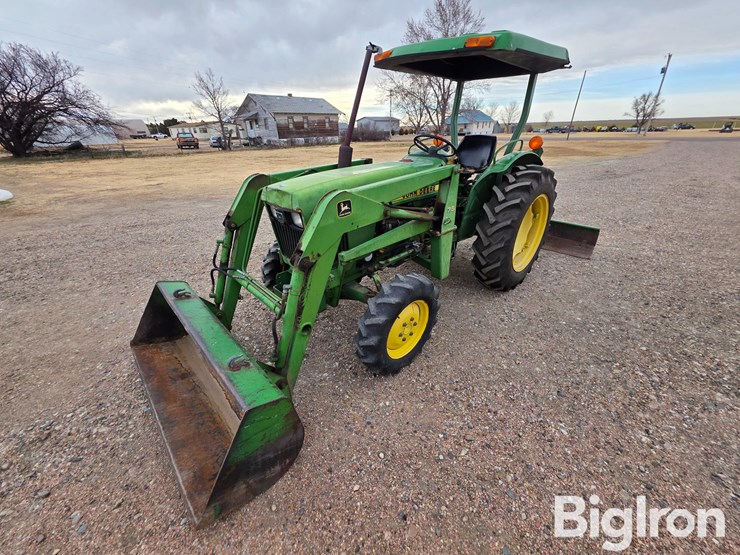 1984-john-deere-950-image-1