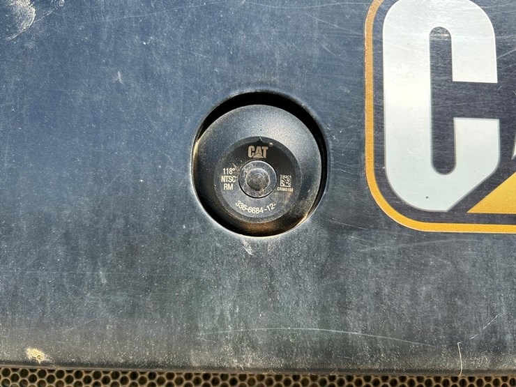 2022-caterpillar-299d3xps-skid-steer-loader-image-16