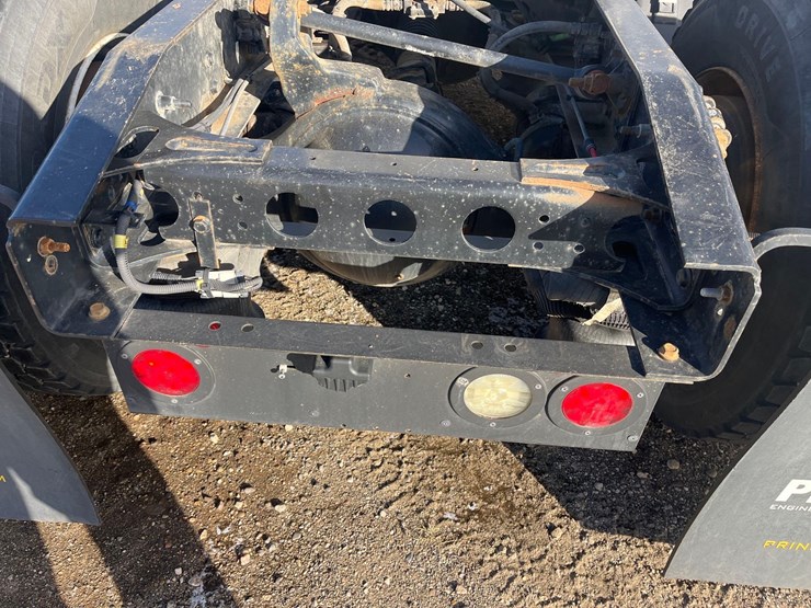 2015-international-prostar-image-27