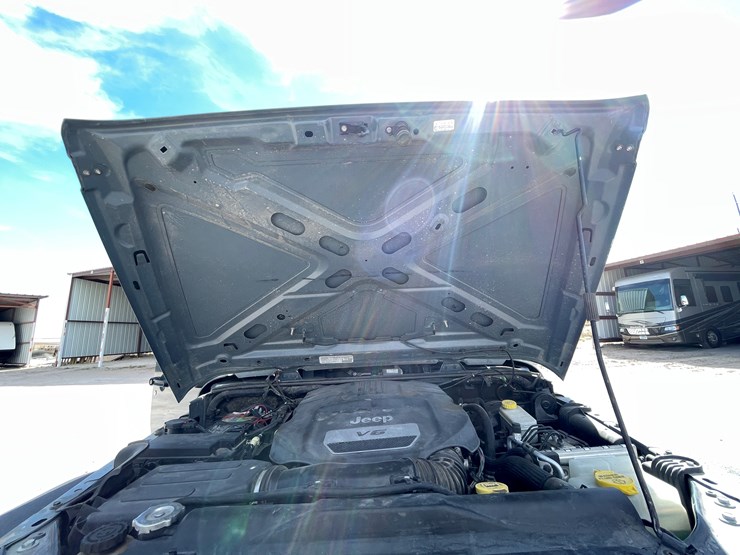 2014-jeep-wrangler-image-93