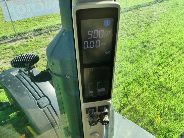 john-deere-8345r-image-18