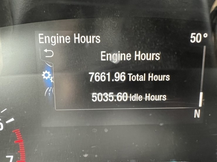 2020-ford-explorer-image-27