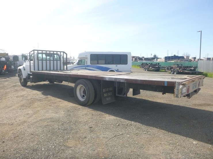 1998-ford-f800-image-4