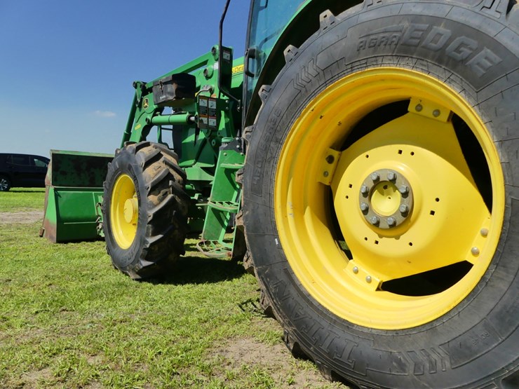 2015-john-deere-6130d-image-7