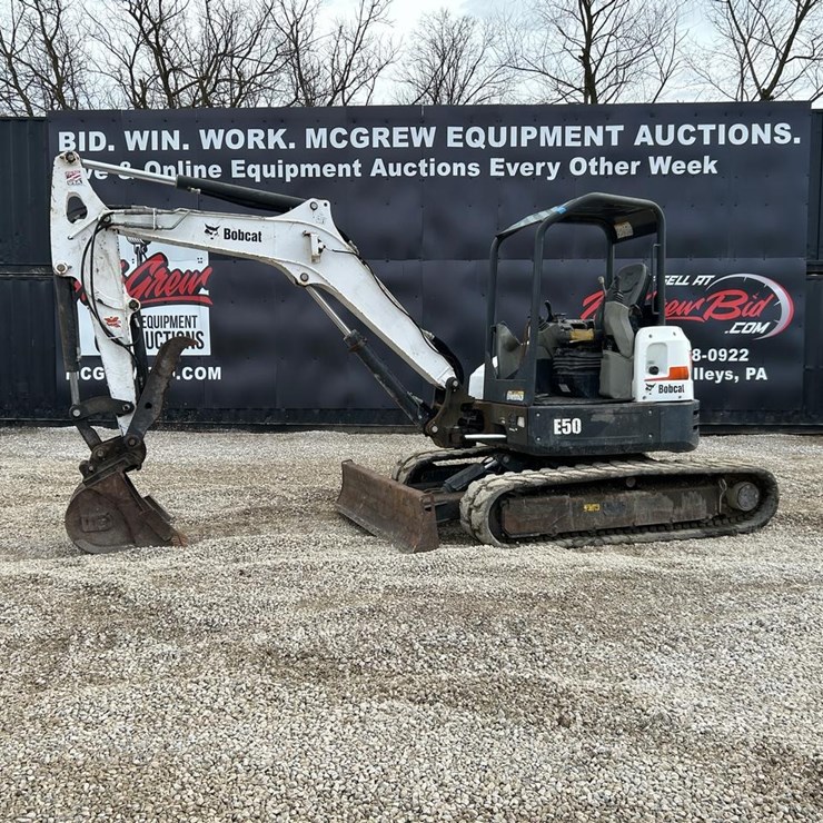 2018 BOBCAT E50
