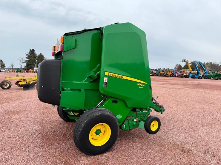 2020-john-deere-450m-image-4