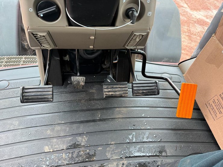 case-ih-mx240-image-73