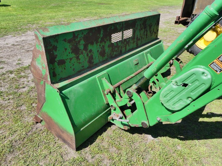 2015-john-deere-6130d-image-10