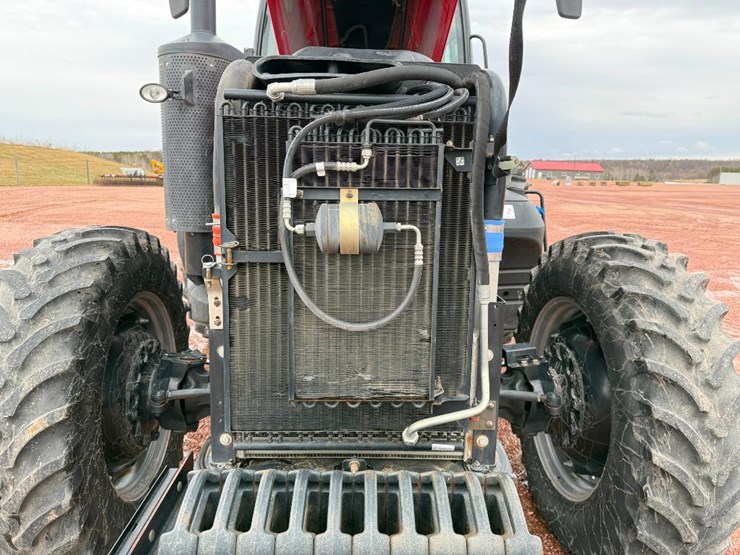 case-ih-magnum-180-image-41