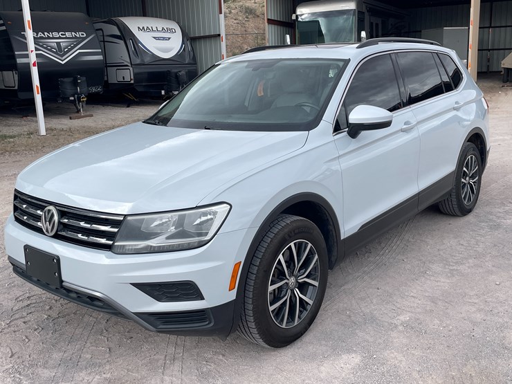 2019-volkswagen-tiguan-se-image-1