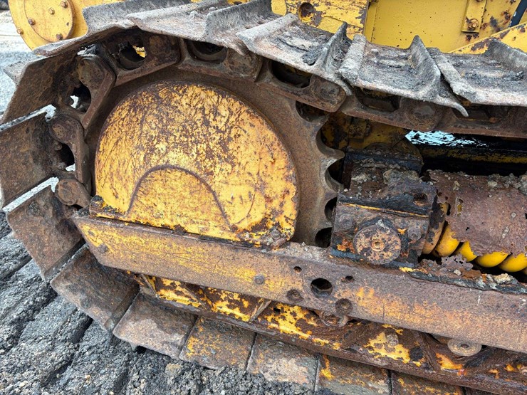 1982-deere-450cc-image-21