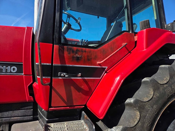 case-ih-7110-image-11
