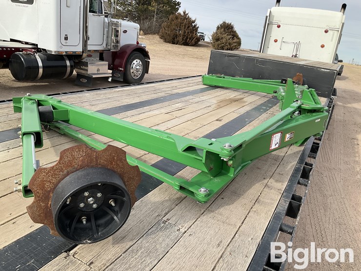 john-deere-1775-image-1