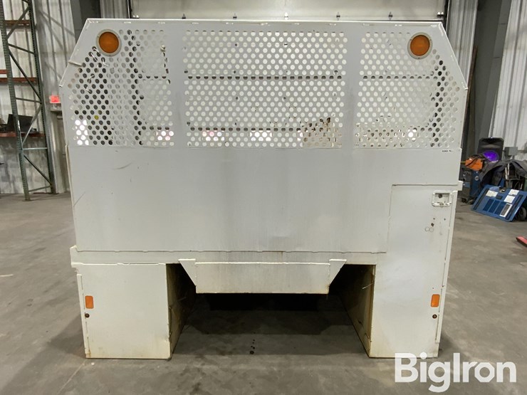 massey-ferguson-730-image-12