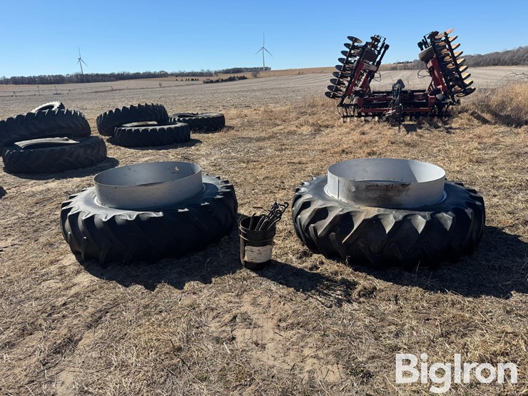 18.4-42-dual-rims-&-tires-image-2