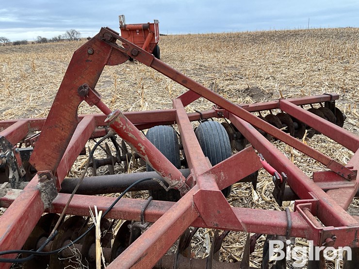 international-490-image-12