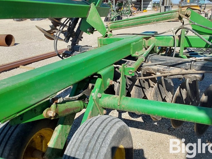 john-deere-630-image-20