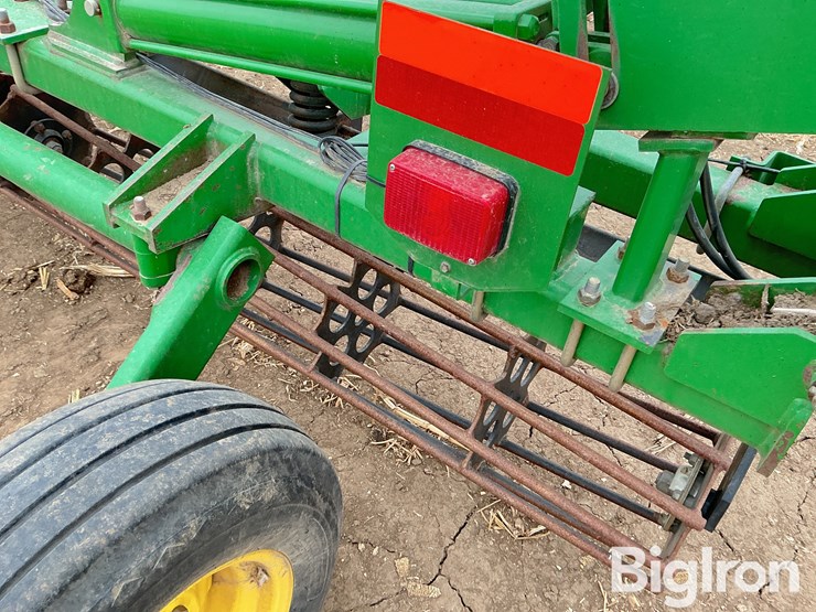 john-deere-200-image-20