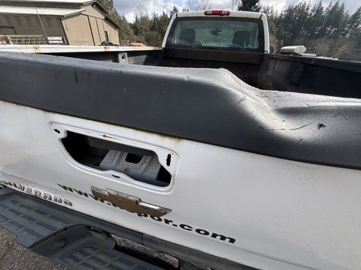 2009-chevrolet-silverado-2500-image-14