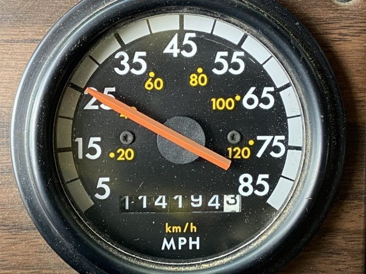 1993-vactor-2100-image-17