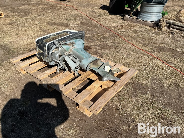 evinrude-35-hp-boat-motor-image-7