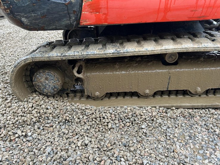 2016-kubota-kx040-4-image-11