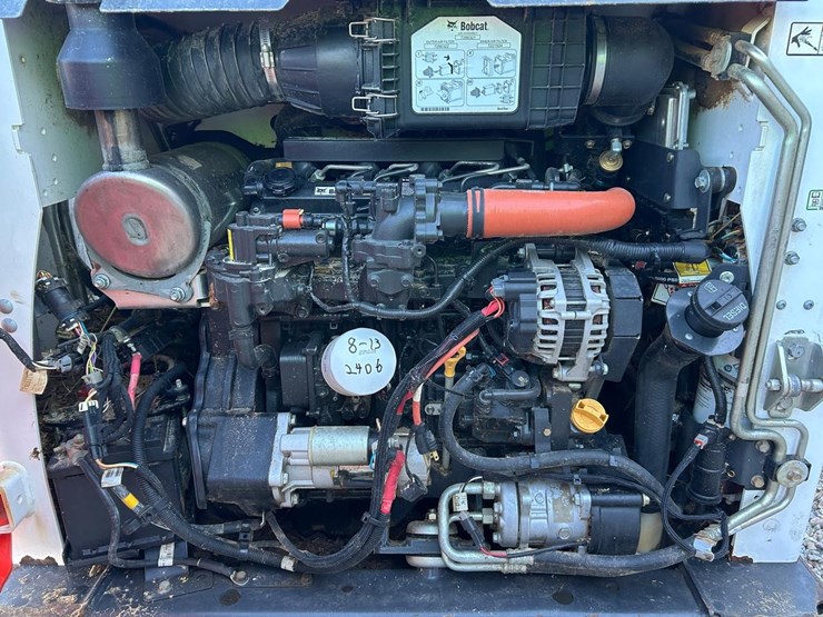 2022-bobcat-s590-image-14