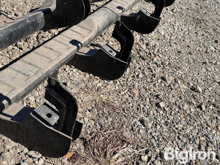 2014-chevrolet-3500-image-9