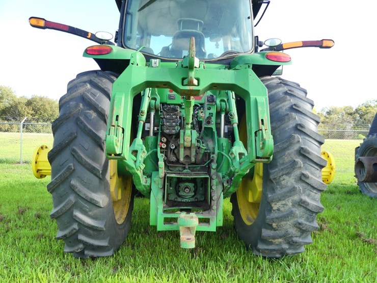 john-deere-8320r-image-5