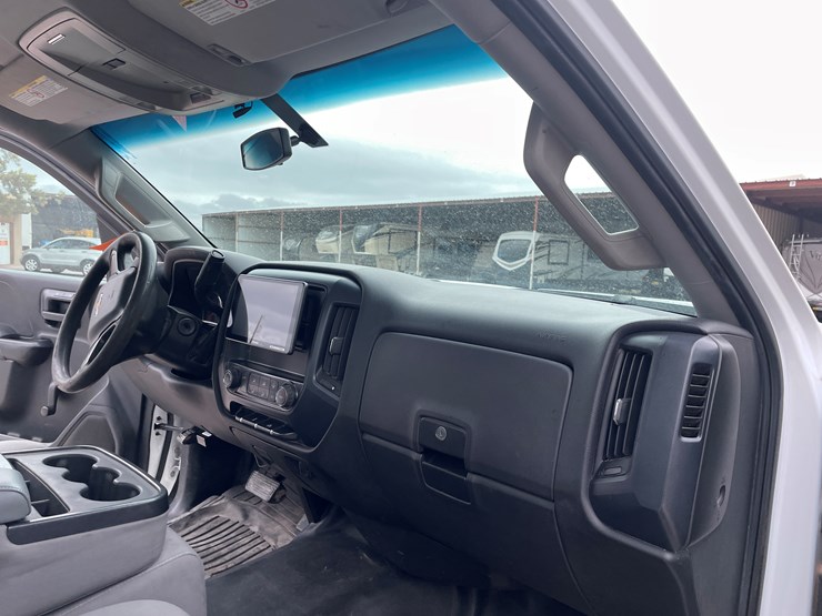 2015-chevrolet-silverado-2500-image-75