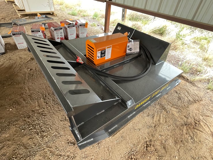 #4320-•-unused-2026-wolverine-skid-steer-brush-cutter-attachment-image-9