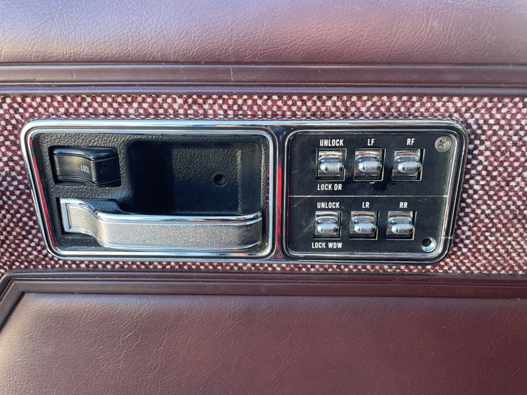 1992-jeep-cherokee-image-35