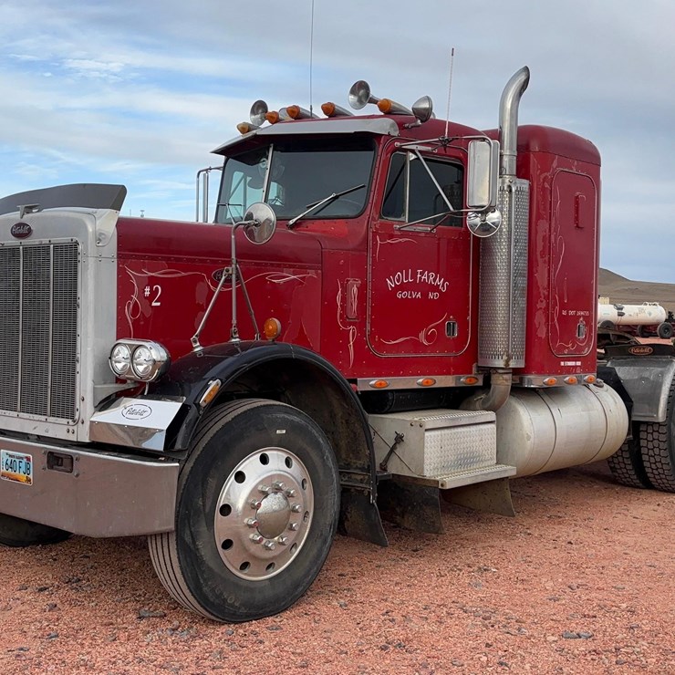 1984 PETERBILT 359