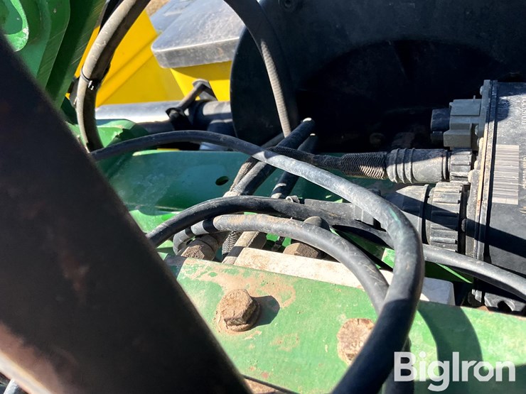 john-deere-7300-image-10