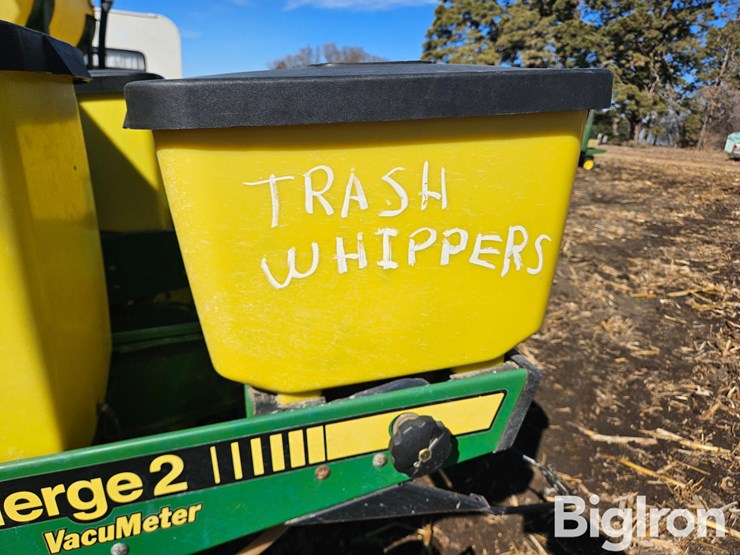 john-deere-7200-image-14