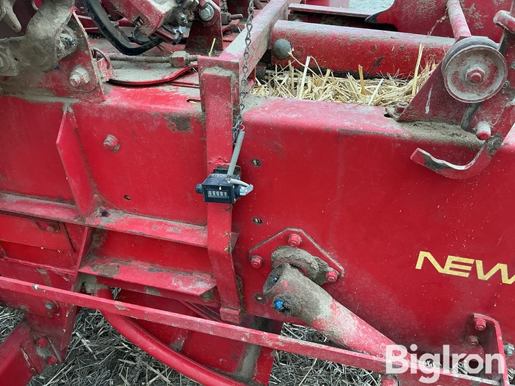 new-holland-273-image-13