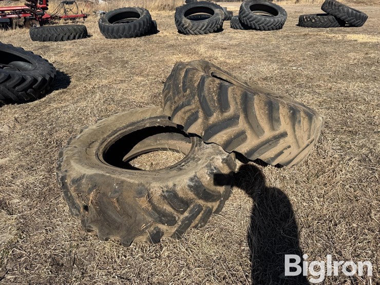 16.9-26-tires-image-5