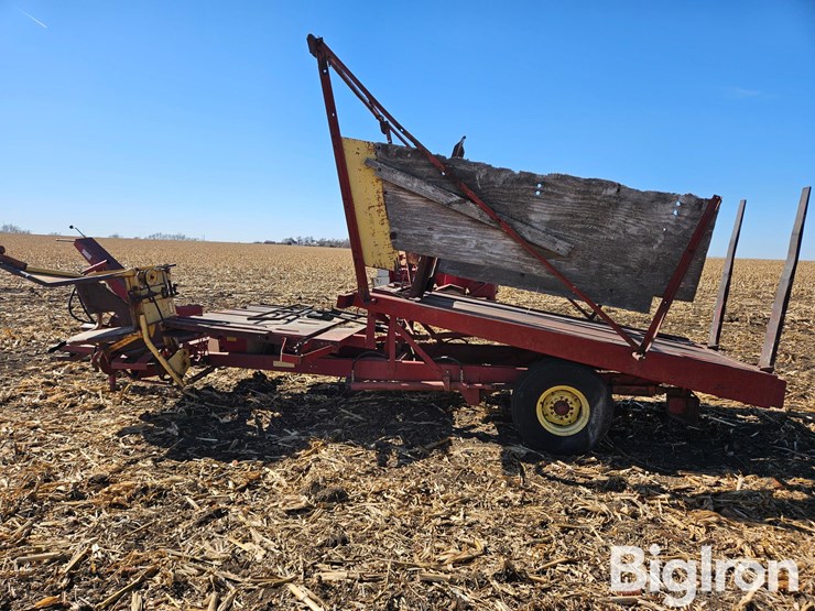 new-holland-1010-image-8