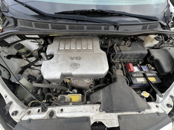2008-toyota-sienna-le-image-14