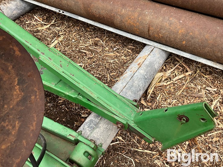 john-deere-8-image-20